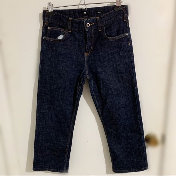 DC shoe straight fit dark blue capris Sz29 - Picture 2 of 7